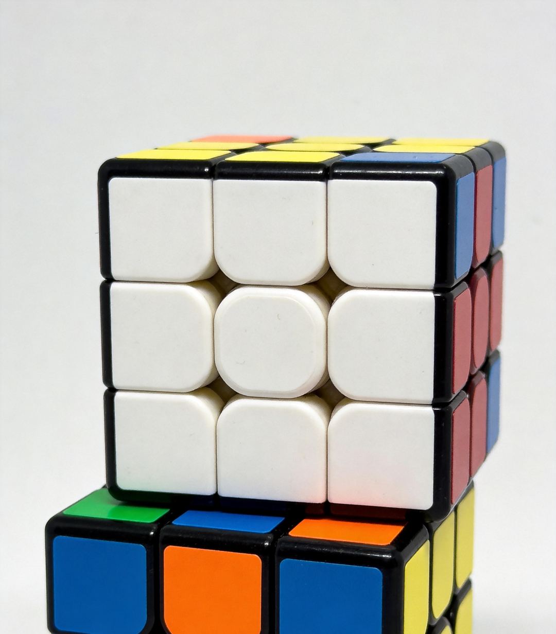 Rubik's Cube魔方案件：维权重点是六色配色与图形商标